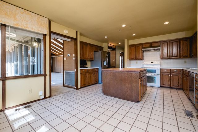 91 Pebble Beach Drive, Little Rock, AR 72212