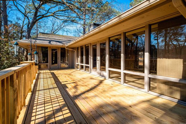 91 Pebble Beach Drive, Little Rock, AR 72212