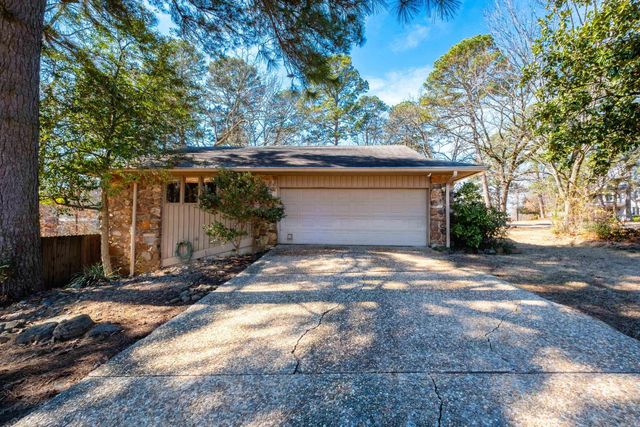 91 Pebble Beach Drive, Little Rock, AR 72212