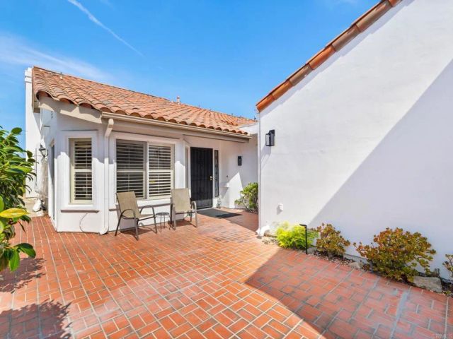 4564 Cordoba Way, Oceanside, CA 92056