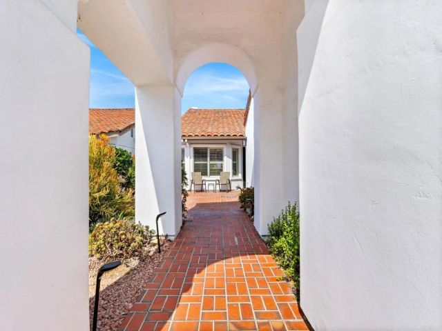4564 Cordoba Way, Oceanside, CA 92056