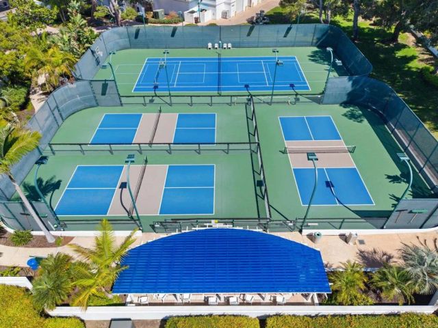 4564 Cordoba Way, Oceanside, CA 92056