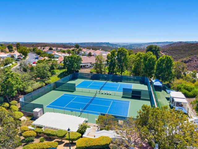 4564 Cordoba Way, Oceanside, CA 92056
