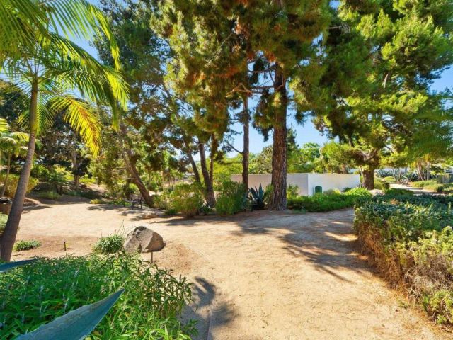 4564 Cordoba Way, Oceanside, CA 92056