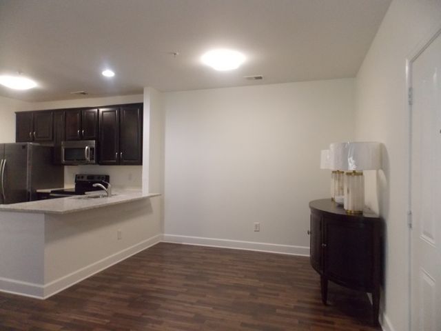 4845 Bevendean Dr Unit E10, Nashville, TN 37211