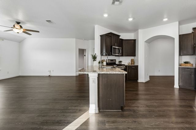 492 Declaration Way, Fate, TX 75189