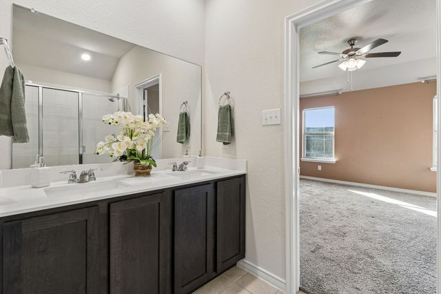 492 Declaration Way, Fate, TX 75189