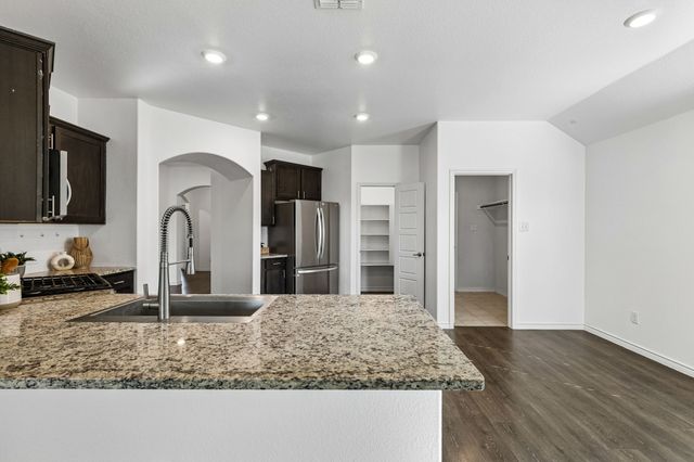492 Declaration Way, Fate, TX 75189