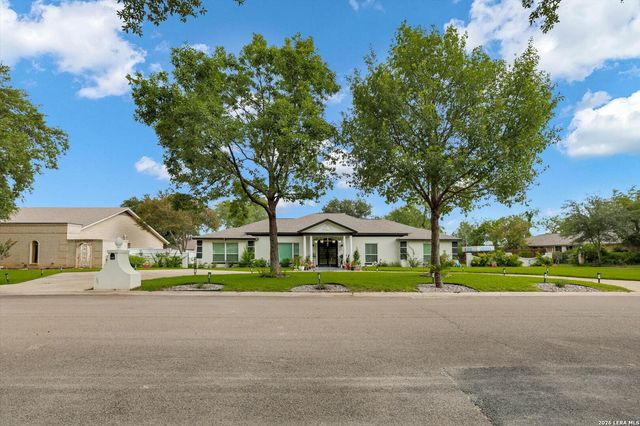 109 CHATTINGTON CT, Castle Hills, TX 78213