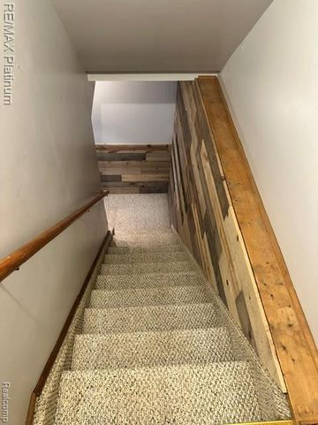 6574 Avon Drive, Brighton, MI 48116