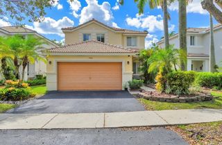 1386 Canary Island Dr, Weston, FL 33327