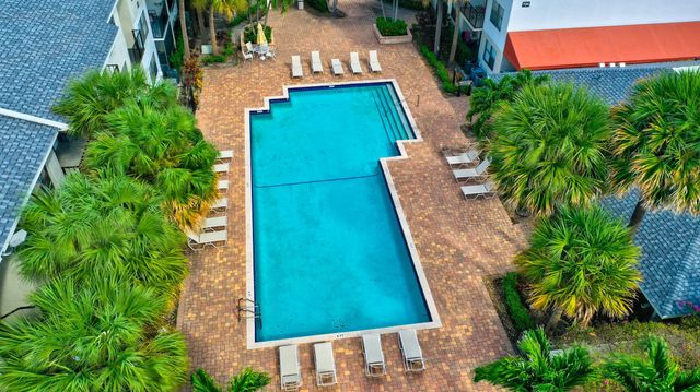 728 Executive Center Drive 21, West Palm Beach, FL 33401