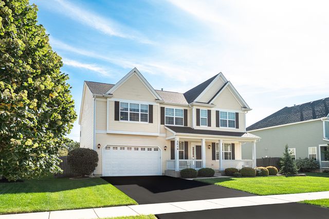 2416 Heron Lane, Wauconda, IL 60084