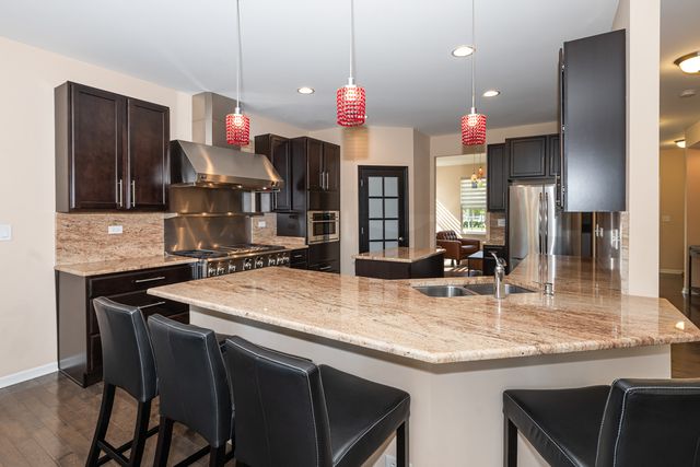 2416 Heron Lane, Wauconda, IL 60084