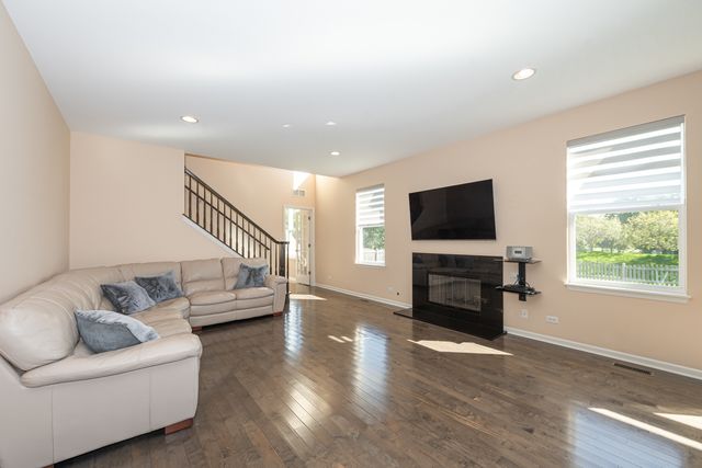 2416 Heron Lane, Wauconda, IL 60084