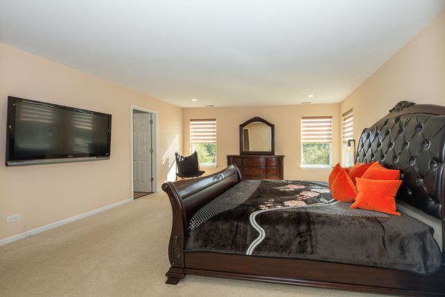 2416 Heron Lane, Wauconda, IL 60084