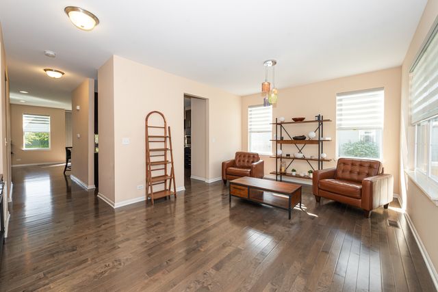 2416 Heron Lane, Wauconda, IL 60084