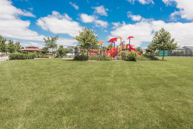 2416 Heron Lane, Wauconda, IL 60084