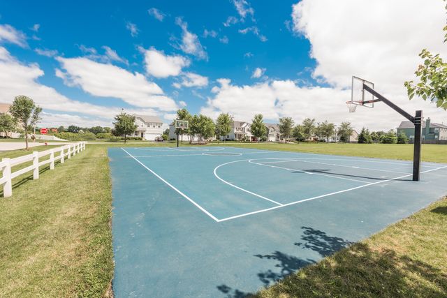 2416 Heron Lane, Wauconda, IL 60084