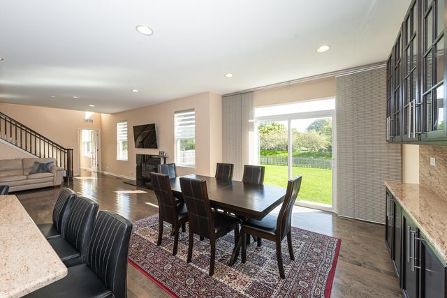 2416 Heron Lane, Wauconda, IL 60084