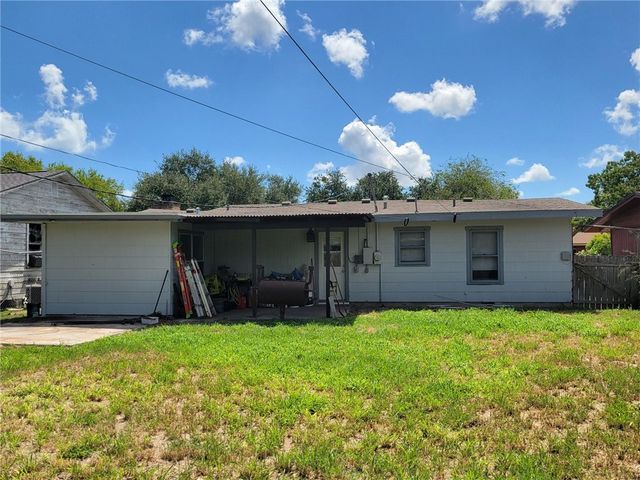 4949 Nell St, Corpus Christi, TX 78411