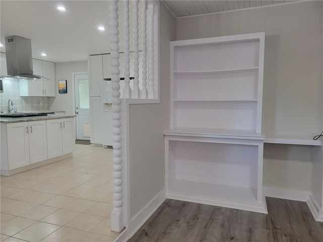 4949 Nell St, Corpus Christi, TX 78411