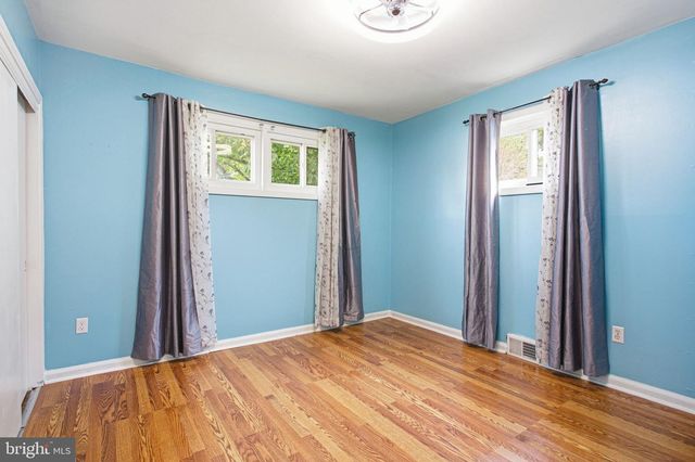 3773 BRIDGEWATER RD, Brookhaven, PA 19015