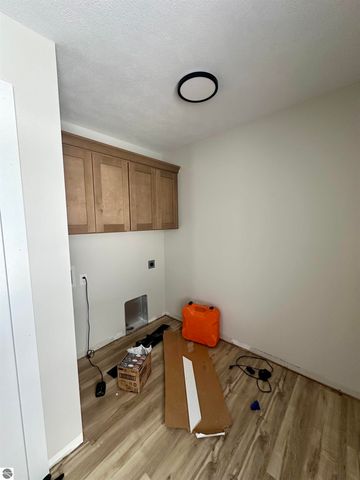 1044 Birmley Estates Drive, Traverse City, MI 49696