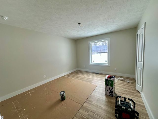 1044 Birmley Estates Drive, Traverse City, MI 49696