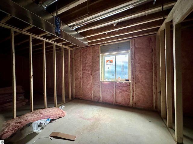 1044 Birmley Estates Drive, Traverse City, MI 49696