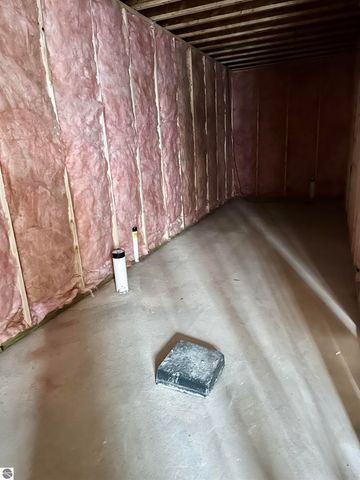 1044 Birmley Estates Drive, Traverse City, MI 49696