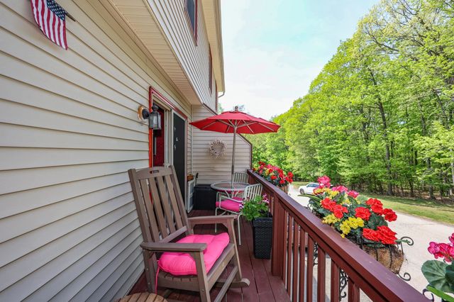 31 Stanstead Place, Nashua, NH 03063