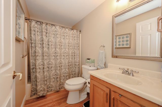 31 Stanstead Place, Nashua, NH 03063