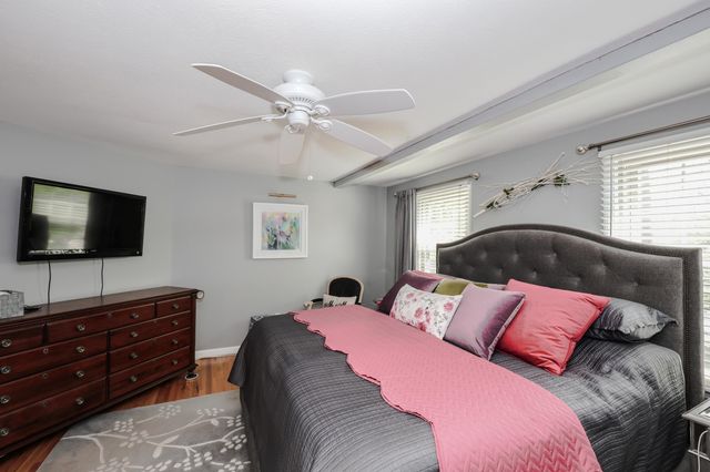 31 Stanstead Place, Nashua, NH 03063