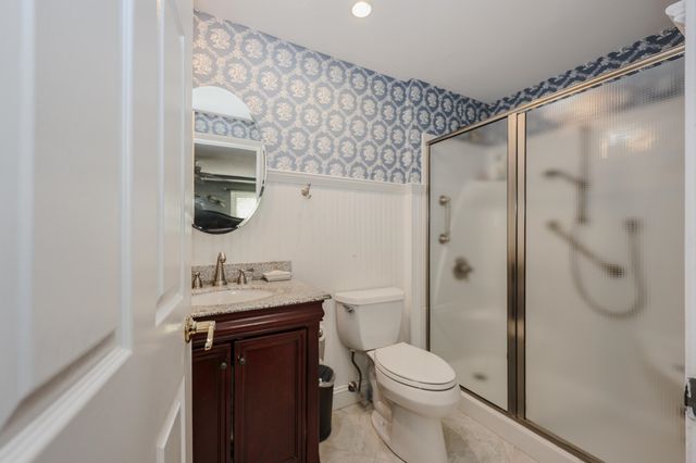 31 Stanstead Place, Nashua, NH 03063