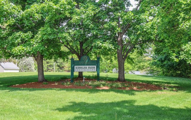 31 Stanstead Place, Nashua, NH 03063