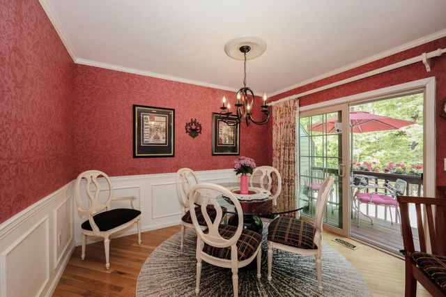 31 Stanstead Place, Nashua, NH 03063