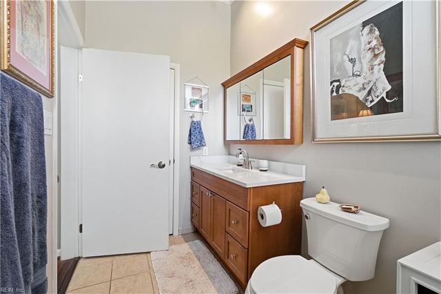 696 Mowbray Arch Apt 930, Norfolk, VA 23507