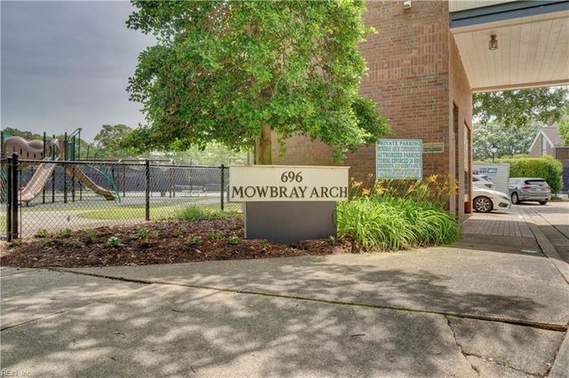 696 Mowbray Arch Apt 930, Norfolk, VA 23507
