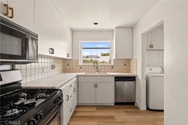 736 N Evergreen, Burbank, CA 91505