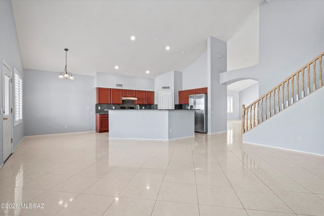 9422 N Weather Hill Drive, Tucson, AZ 85743