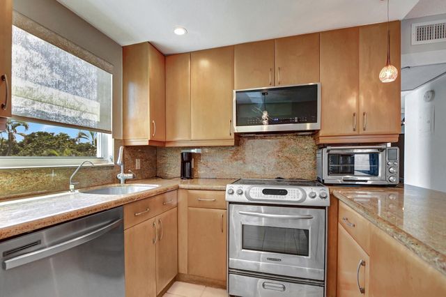 3018 Ashby C, Deerfield Beach, FL 33442