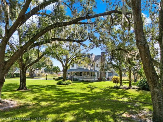 805 Stenstrom Road, Wauchula, FL 33873