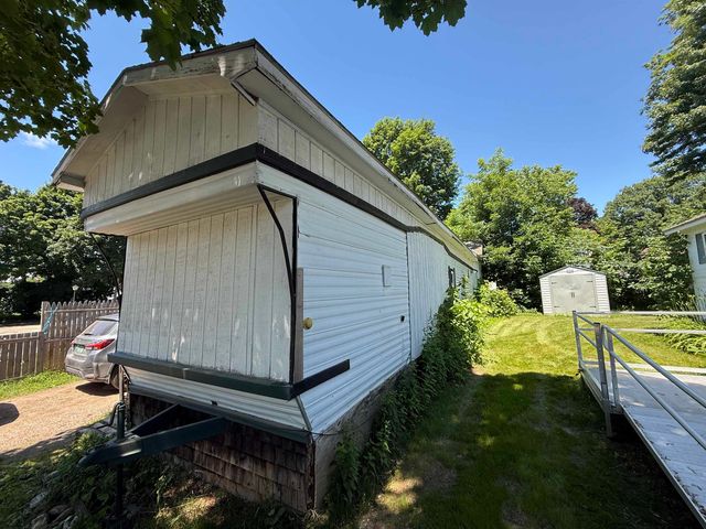 64 Avenue C, Burlington, VT 05408