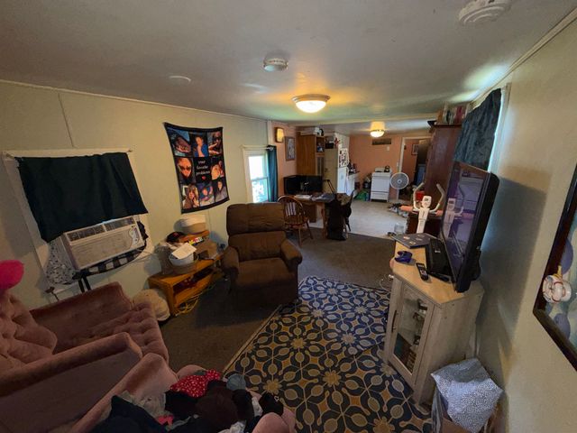 64 Avenue C, Burlington, VT 05408