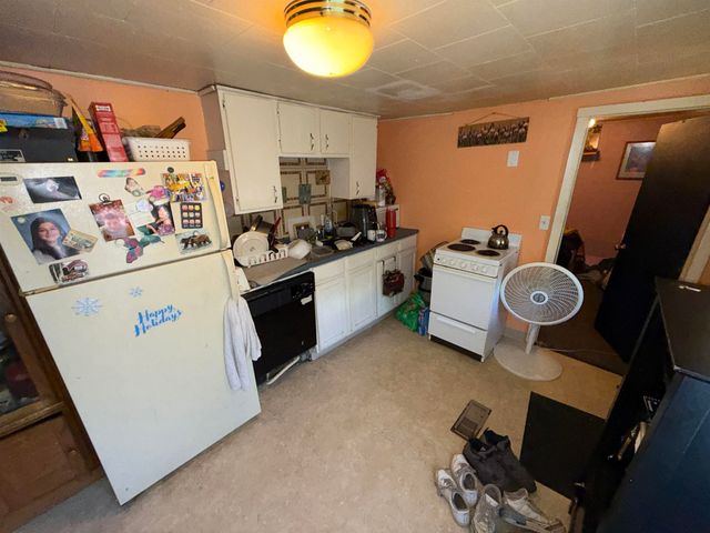64 Avenue C, Burlington, VT 05408