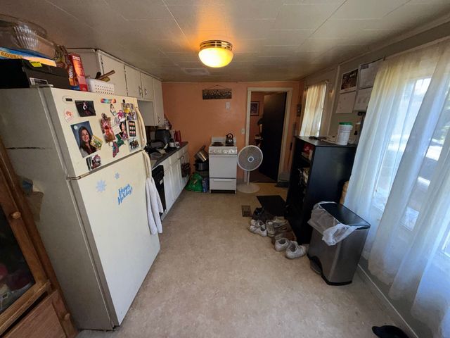 64 Avenue C, Burlington, VT 05408