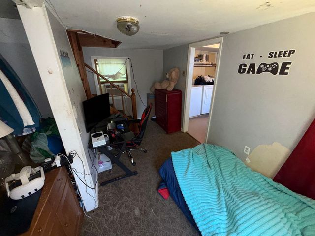 64 Avenue C, Burlington, VT 05408
