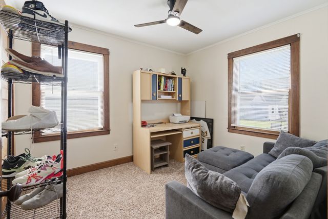 1908 24th Street, Moline, IL 61265