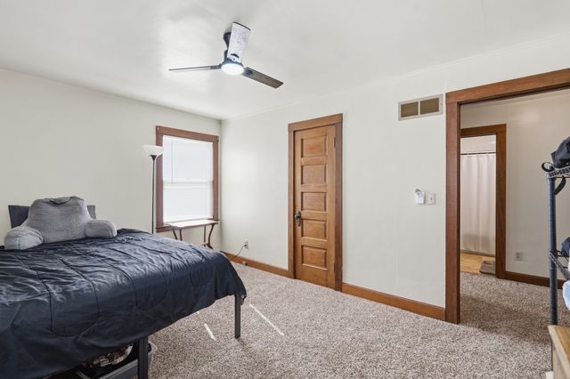 1908 24th Street, Moline, IL 61265